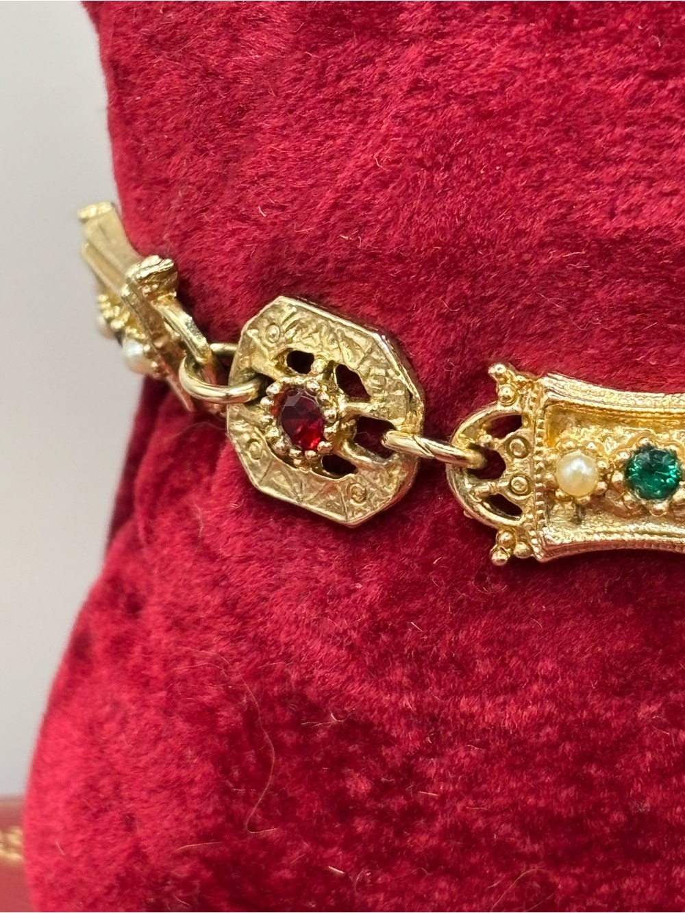Sarah Coventry Minuet Link Bracelet 1972 Gold Tone Victorian Revival Multi Gem - Picture 3 of 8